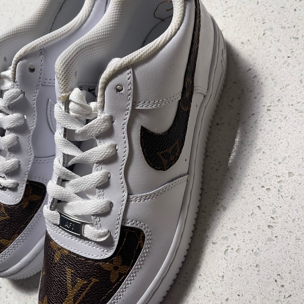 Custom hand made Nike LV Air Force ones - Picture 2 of 3